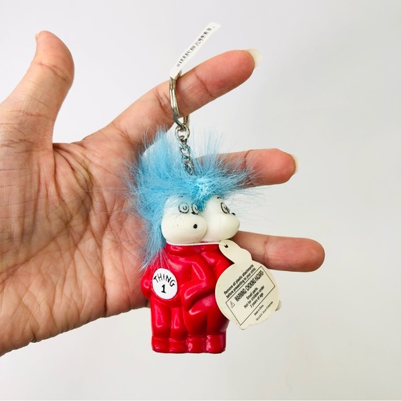 RARE Thing 1 Thing 2 Keychain Dr. Seuss Landing 2 sides furry hair loop pendant - Picture 5 of 5